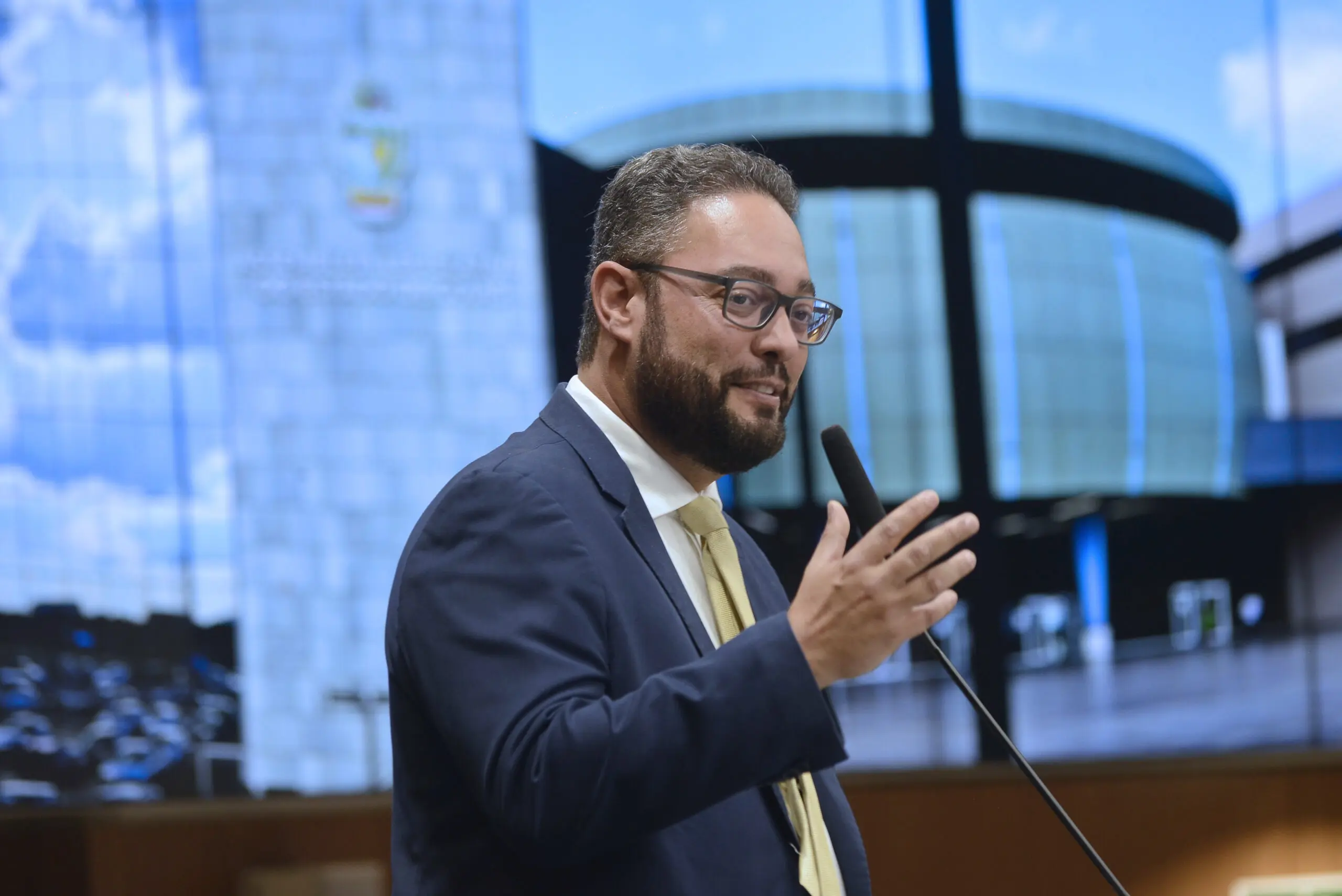 Imagem destacada do post: Virmondes anuncia que construção de novo viaduto na GO-020 “está em curso”