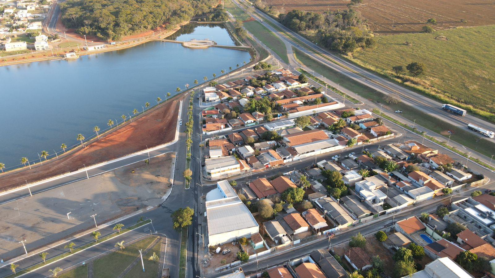 Imagem destacada do post: Recapeamento asfáltico da Vila Mutirão, Primavera e Adelaide é entregue