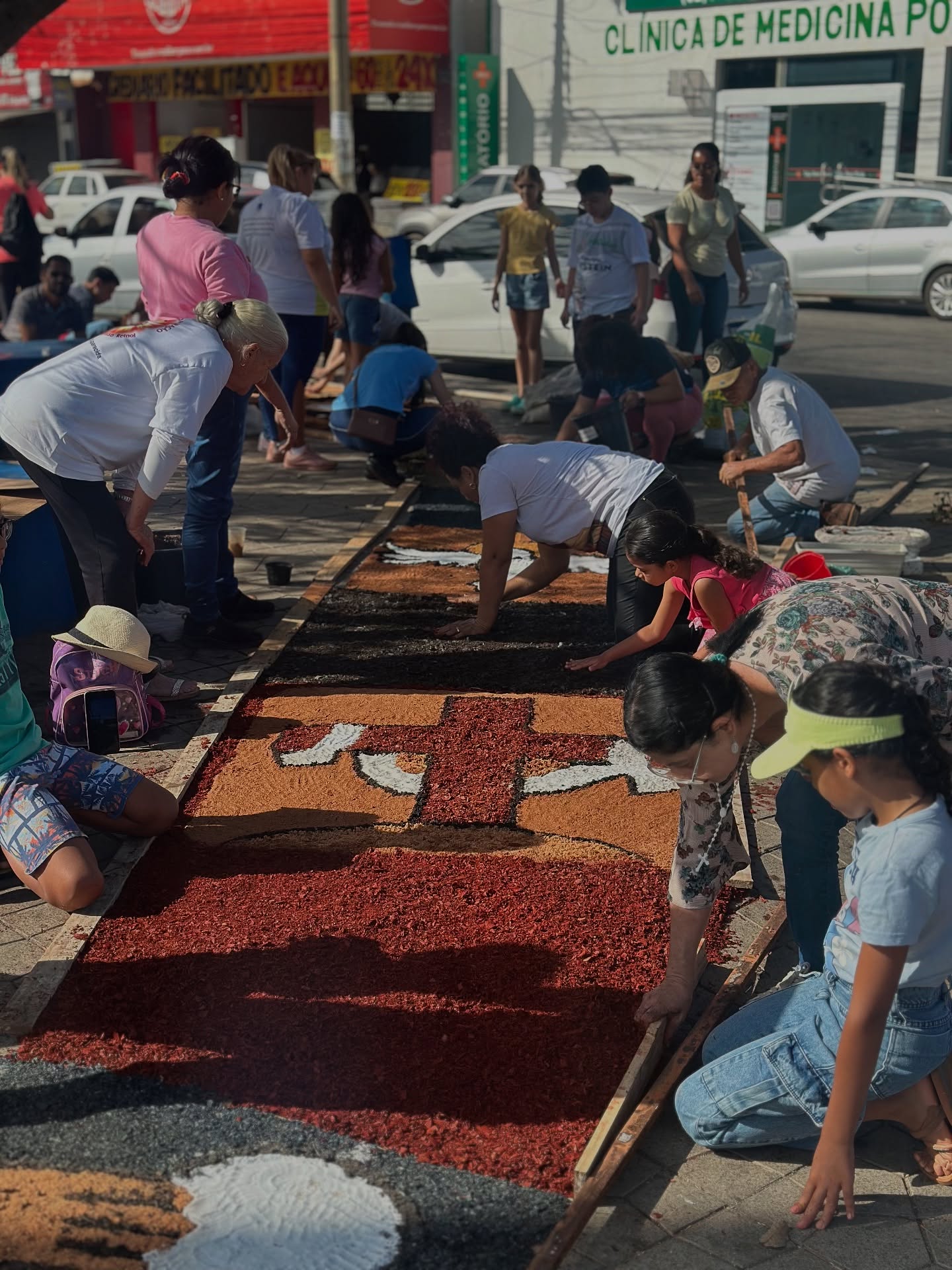Imagem destacada do post: Tapete de Corpus Christi mantém viva tradição da celebração católica