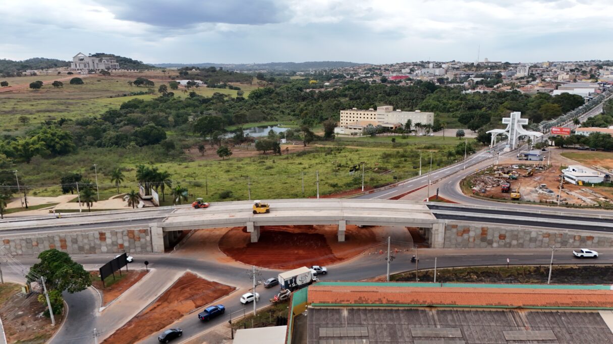 Imagem destacada do post: Viaduto Portal da Fé será entregue antes da Romaria em Trindade, diz Goinfra