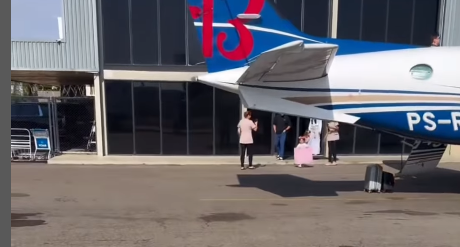 Imagem destacada do post: Zé Felipe chega de viagem, recebe surpresa e vai direto pra casa dos pais