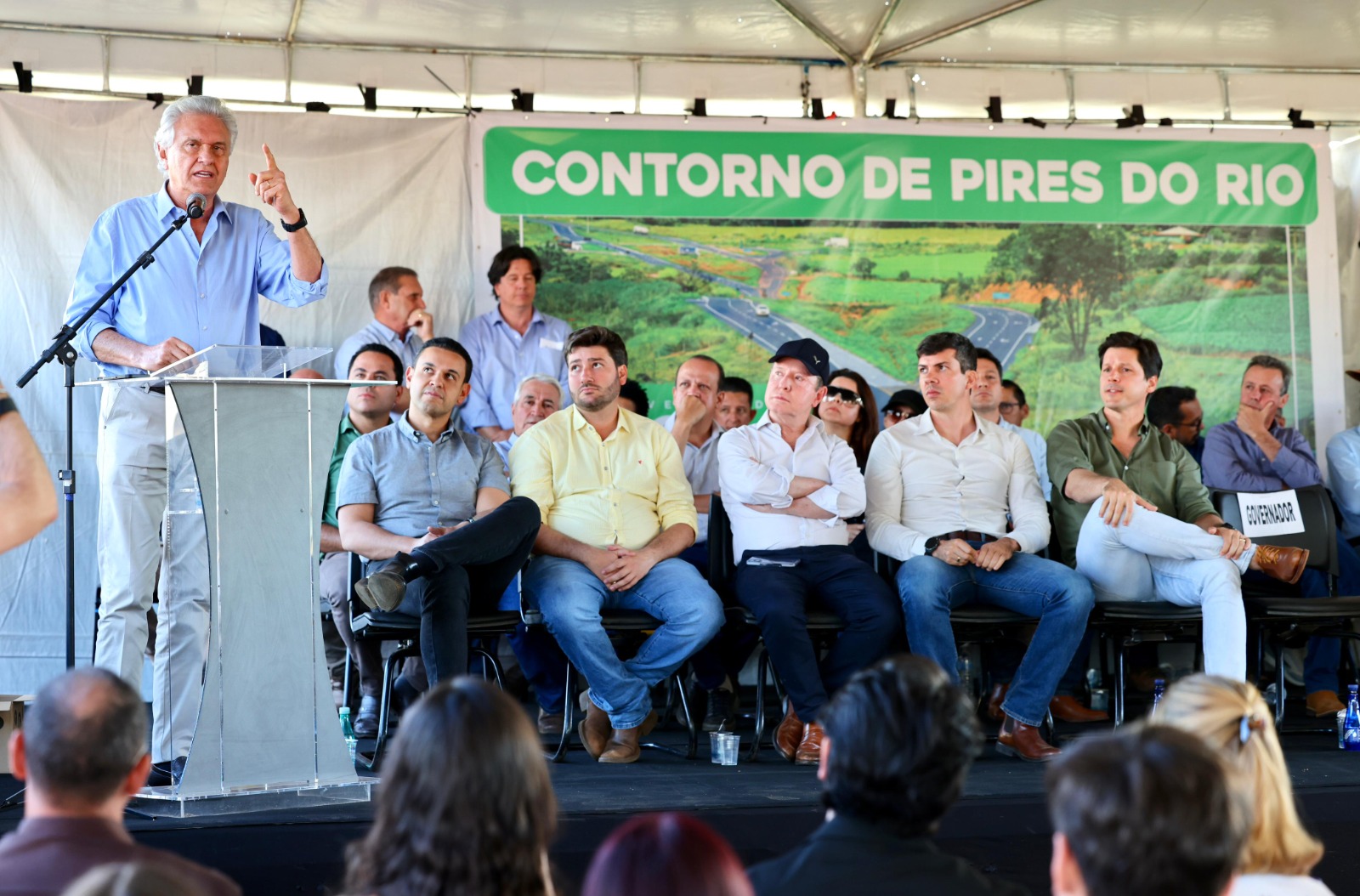 Imagem destacada do post: Caiado inaugura contorno viário Oeste, na GO-330, em Pires do Rio