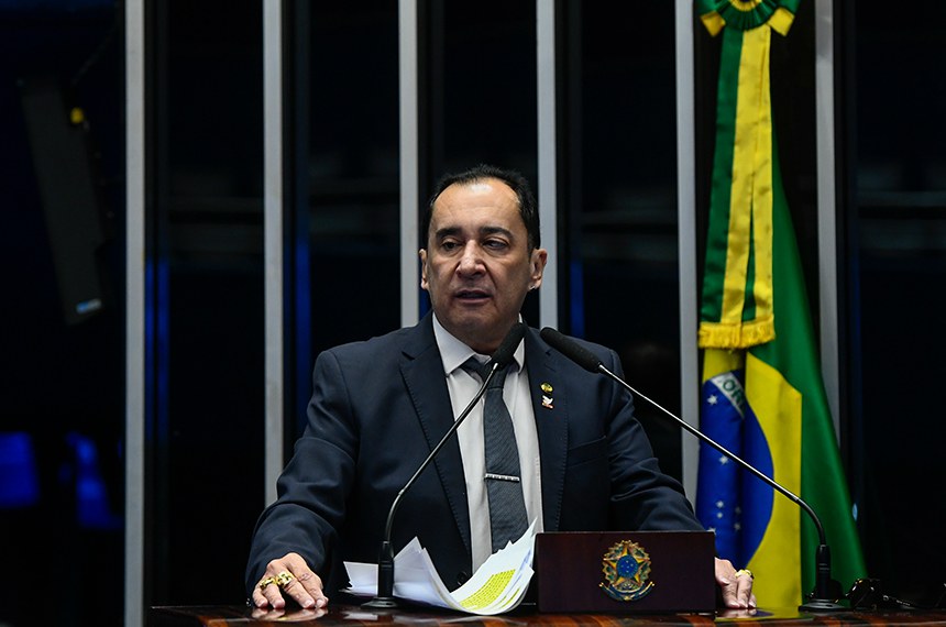 Imagem destacada do post: Kajuru volta a polemizar e diz que “foi traído por Lula”; veja vídeo na tribuna do Senado