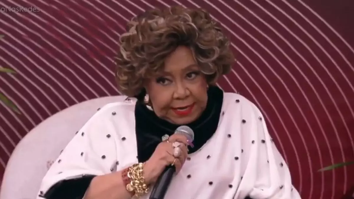 Imagem destacada do post: Alcione diz que vai fazer “macumbinha”pra Trump deixar o país em paz