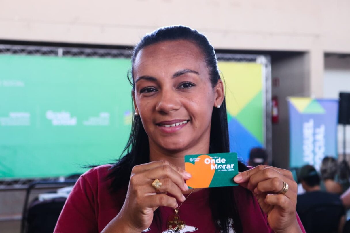 Imagem destacada do post: Cristianópolis e Silvânia recebem mais de 100 cartões do Aluguel Social