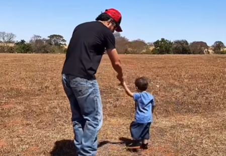 Imagem destacada do post: Jacques presenteia filho com lote na GO-020: “Quem compra terra, nunca erra”