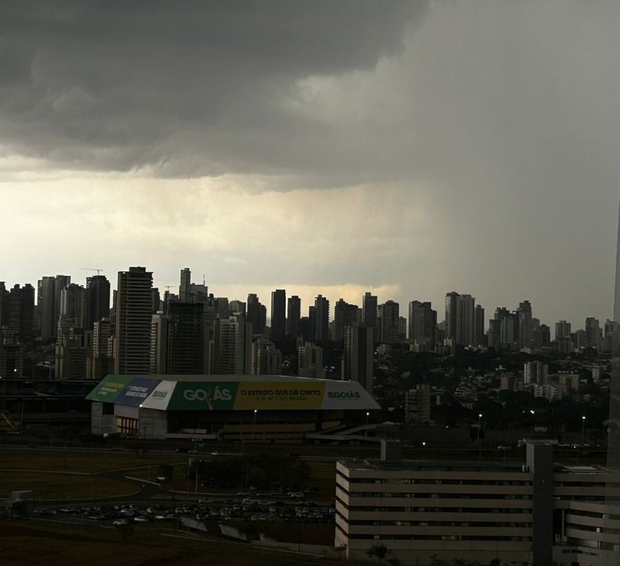 Imagem destacada do post: 193 cidades goianas estão sob alerta de tempestade neste final de semana