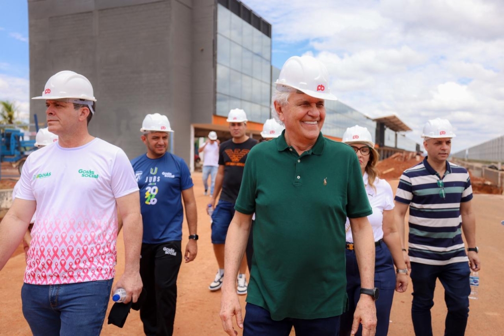 Obras de reforma do Autódromo de Goiânia passam dos 60% 1 SECOM CAIADO VISTORIA OBRAS DO AUTODROMO GOIANIA2 POR JUNIOR GUIMARAES E CRISTIANO BORGES