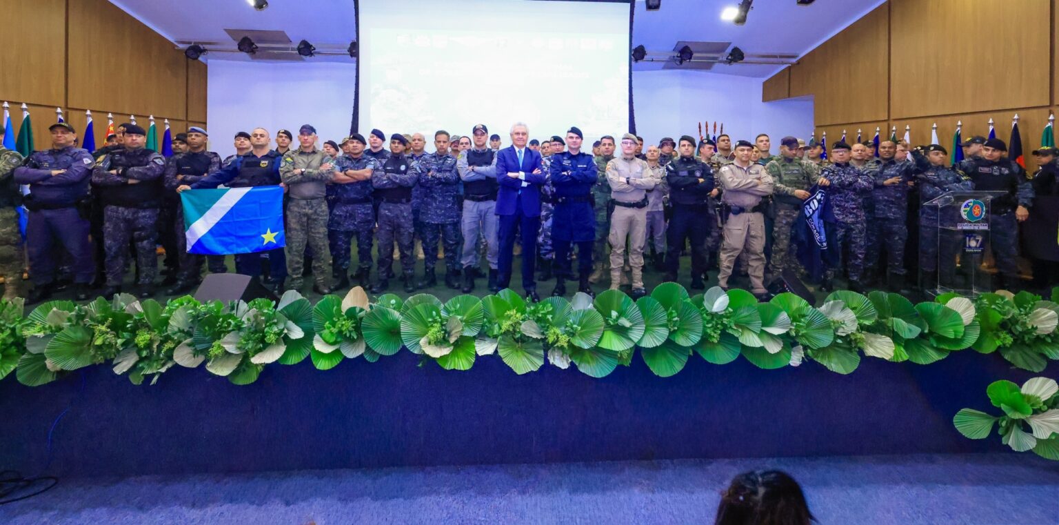 Imagem destacada do post: “Estado do crime não pode existir”, reforça Caiado em Fórum Militar Nacional