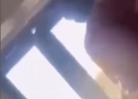 Imagem destacada do post: Homem é flagrado se m4sturb4nd0 dentro do ônibus e PM é acionada