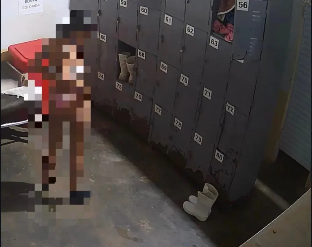 Imagem destacada do post: Dono de empresa é investigado por gravar funcionárias em vestiário