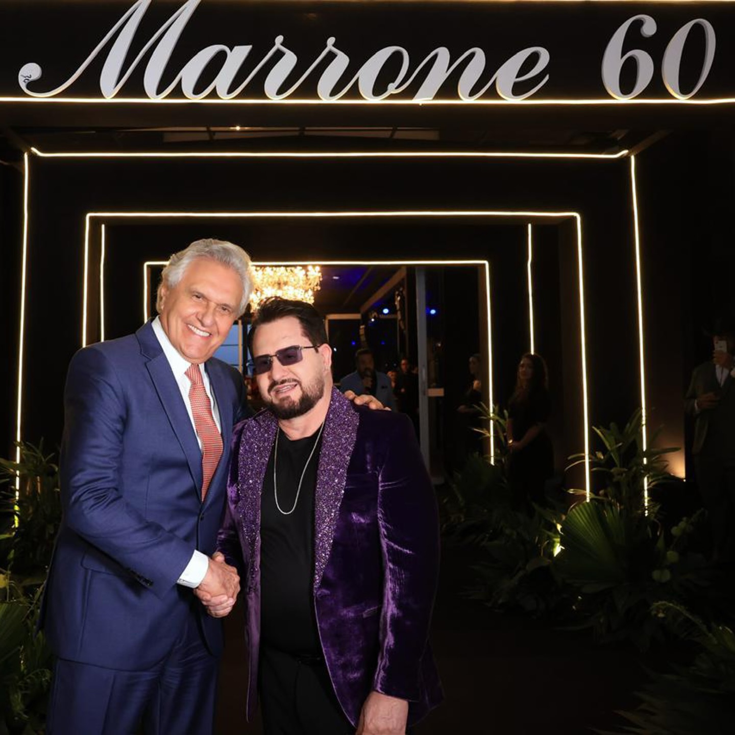 Imagem destacada do post: Marrone celebra 60 anos com grande festa em Goiânia; veja fotos