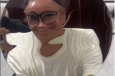 Imagem destacada do post: Família compra espelho na internet e se surpreende com a realidade [vídeo]