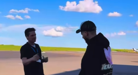 Imagem destacada do post: Zé Felipe agradece Virgínia por emprestar jatinho para show do cantor [vídeo]