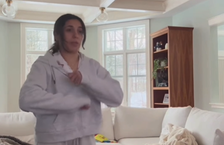 Imagem destacada do post: Babá mostra que músicas infantis brasileiras ‘surram’ canções americanas [vídeo]