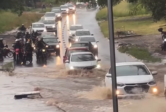 Imagem destacada do post: Chuva forte que atingiu Goiânia nesta terça-feira (20/01) vai permanecer