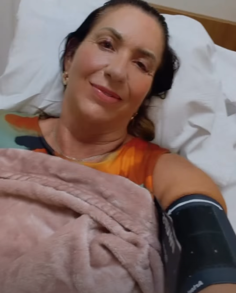 Imagem destacada do post: Margareth, mãe de Virgínia, sofre acidente de carro na BR-153, em Goiânia