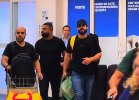 Imagem destacada do post: Paulo Augusto desembarca em Goiânia após ser expulso do BBB 26 e faz vídeo aos fãs