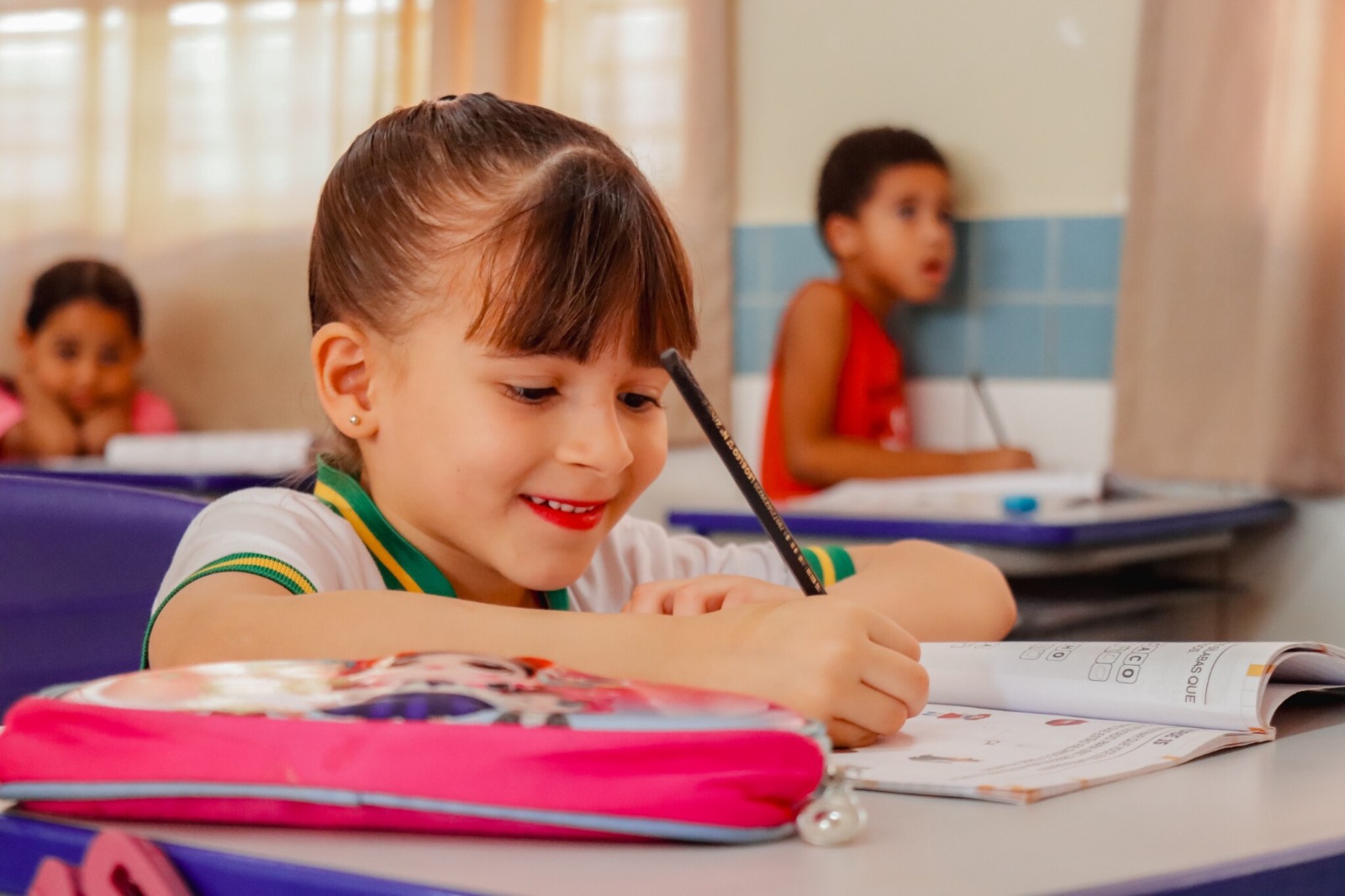 Imagem destacada do post: Senador Canedo divulga cronograma de matrícula e transporte escolar para 2026