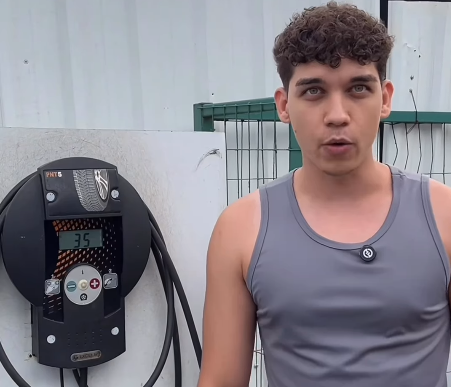 Imagem destacada do post: Influenciador ensina como calibrar pneu e tarefa básica do cotidiano vira aula