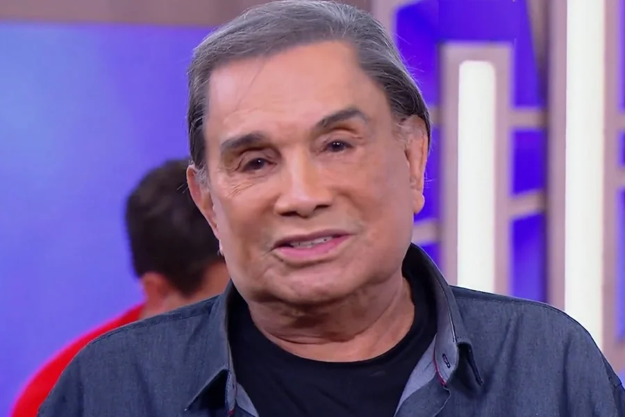 Imagem destacada do post: Dedé Santana é internado em Goiânia, recebe alta e tranquiliza fãs [vídeo]