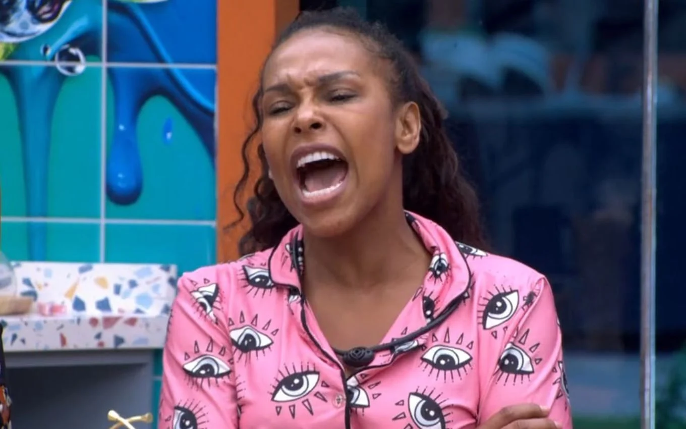 Imagem destacada do post: Sol Vega é expulsa do BBB 26 após ‘empurrão’ e ‘pisão’ em Ana Paula [vídeo]