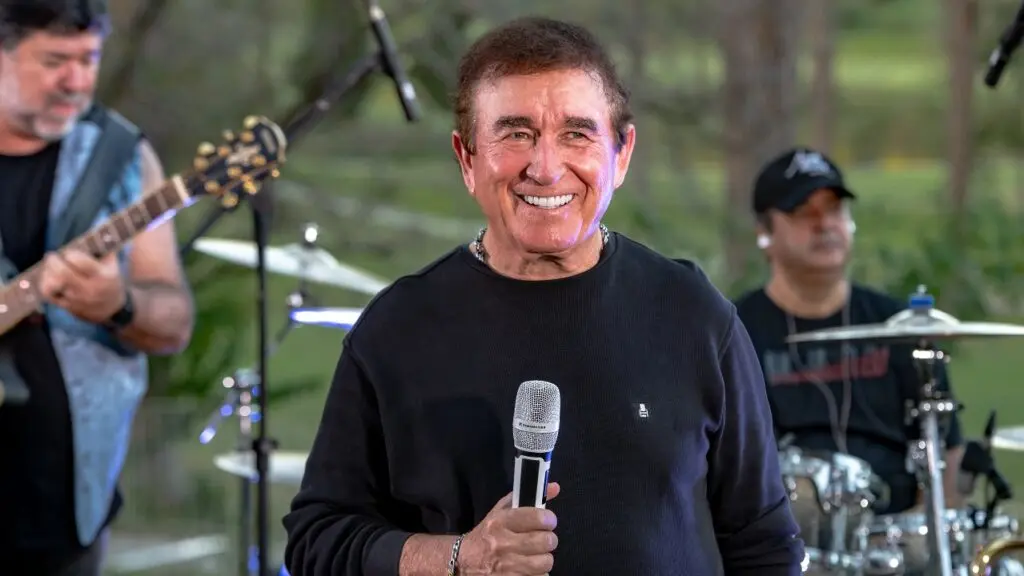 Imagem destacada do post: Amado Batista entra na “lista suja” do trabalho escravo; cantor nega