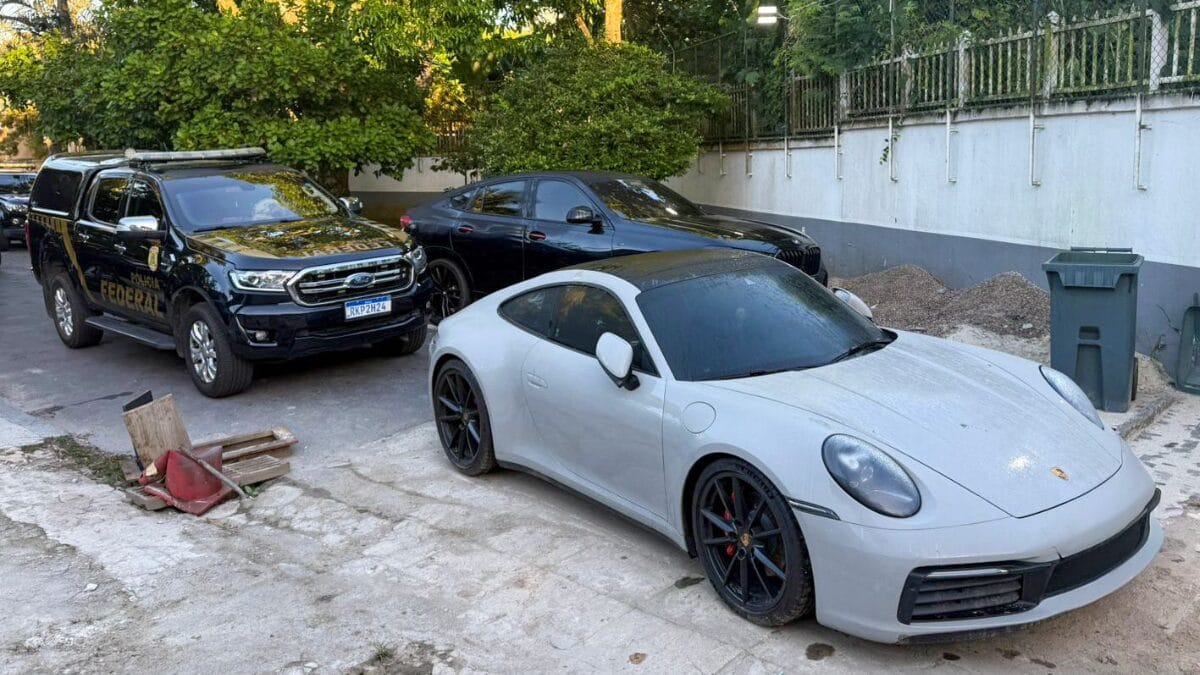 Imagem destacada do post: Veja frota de carros que foram apreendidos com MCs durante operação da PF