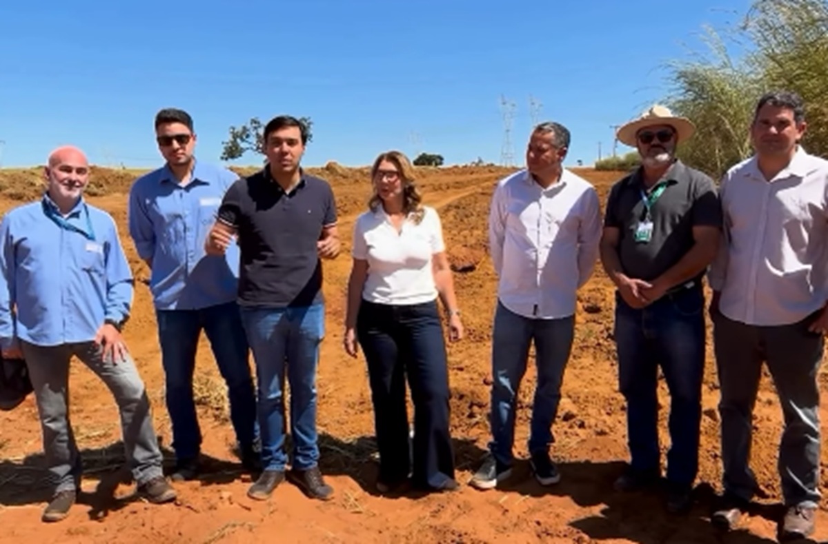 Imagem destacada do post: Zé Délio anuncia início do asfalto na GO-219, trecho que liga Hidrolândia a Aragoiânia
