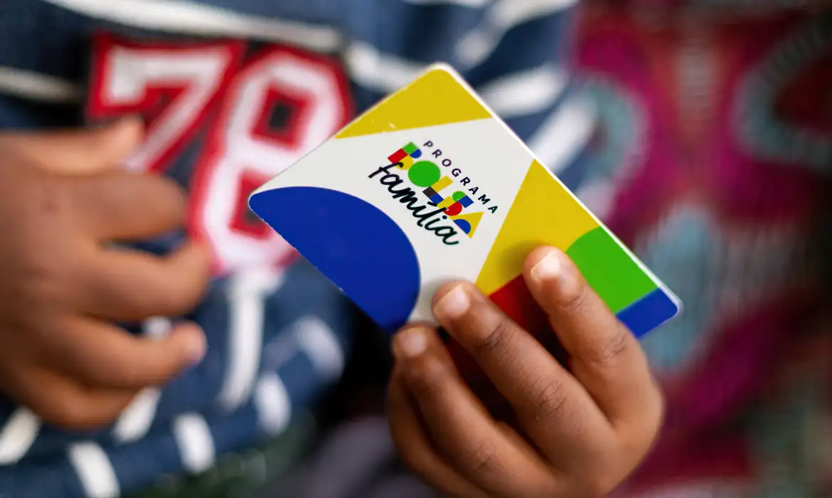 Bolsa Família: “5,1 milhões de famílias saíram da pobreza”, diz ministro