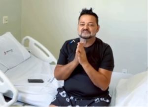 Ray tem alta hospitalar e agradece fãs pelas orações: ‘estou indo pra casa’