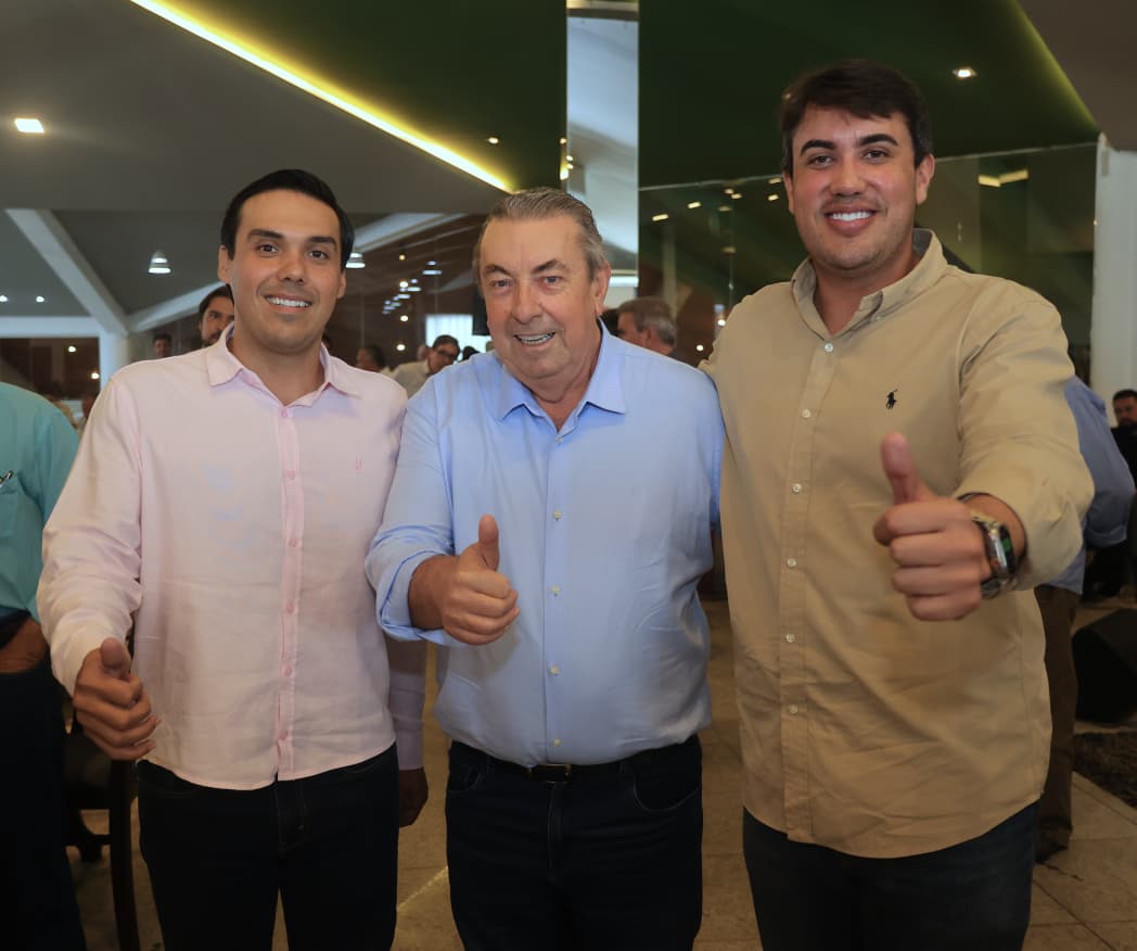 Imagem destacada do post: Apoio de 105 prefeitos impulsiona Zé Mário na disputa pela vice de Daniel