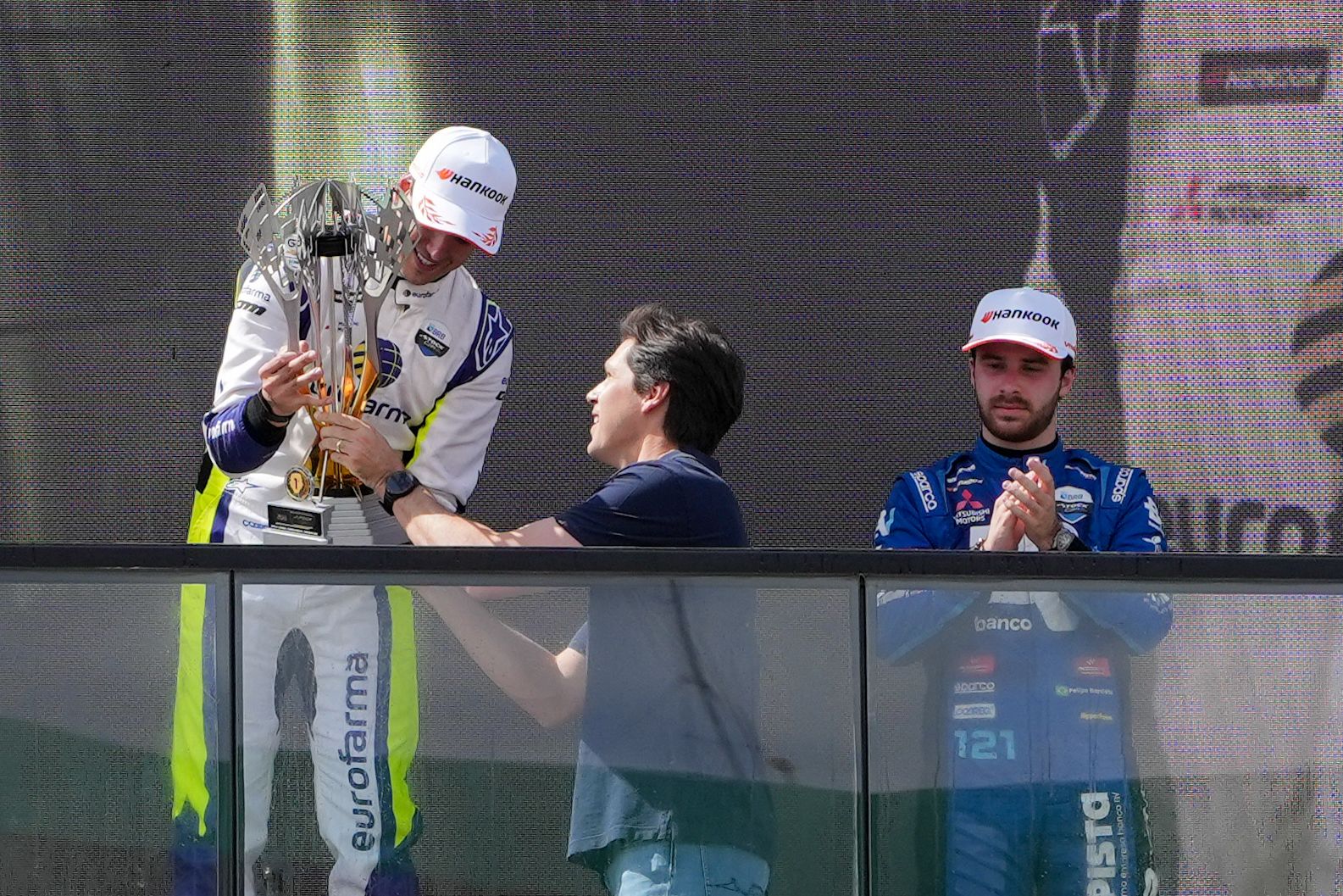 Daniel Vilela celebra nova fase do Autódromo em etapa da Stock Car