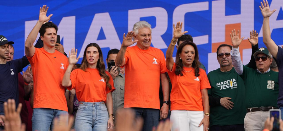 Imagem destacada do post: Marcha para Jesus reúne cristãos e políticos em Goiânia; veja vídeos