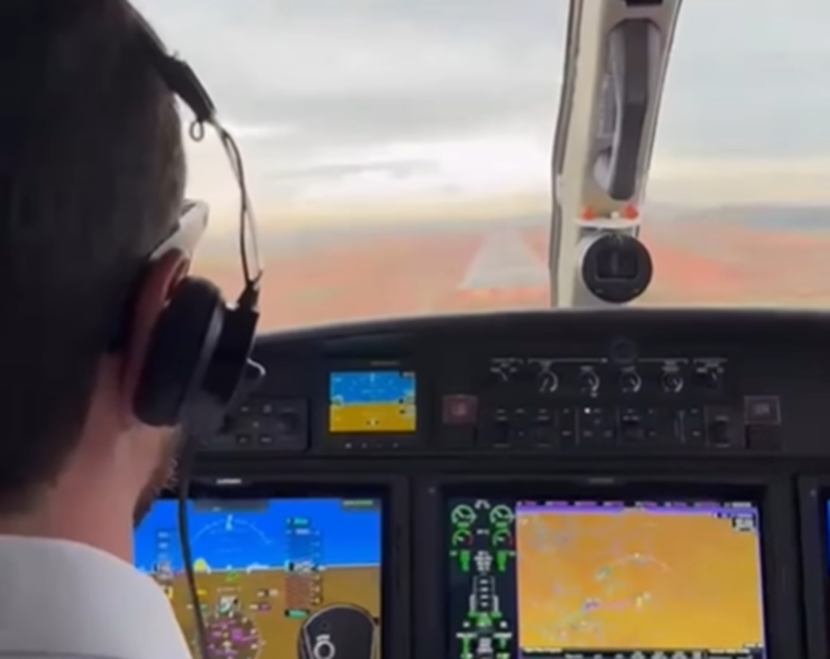 Piloto mostra em primeira pessoa pouso histórico no Aeroparque de Bela Vista