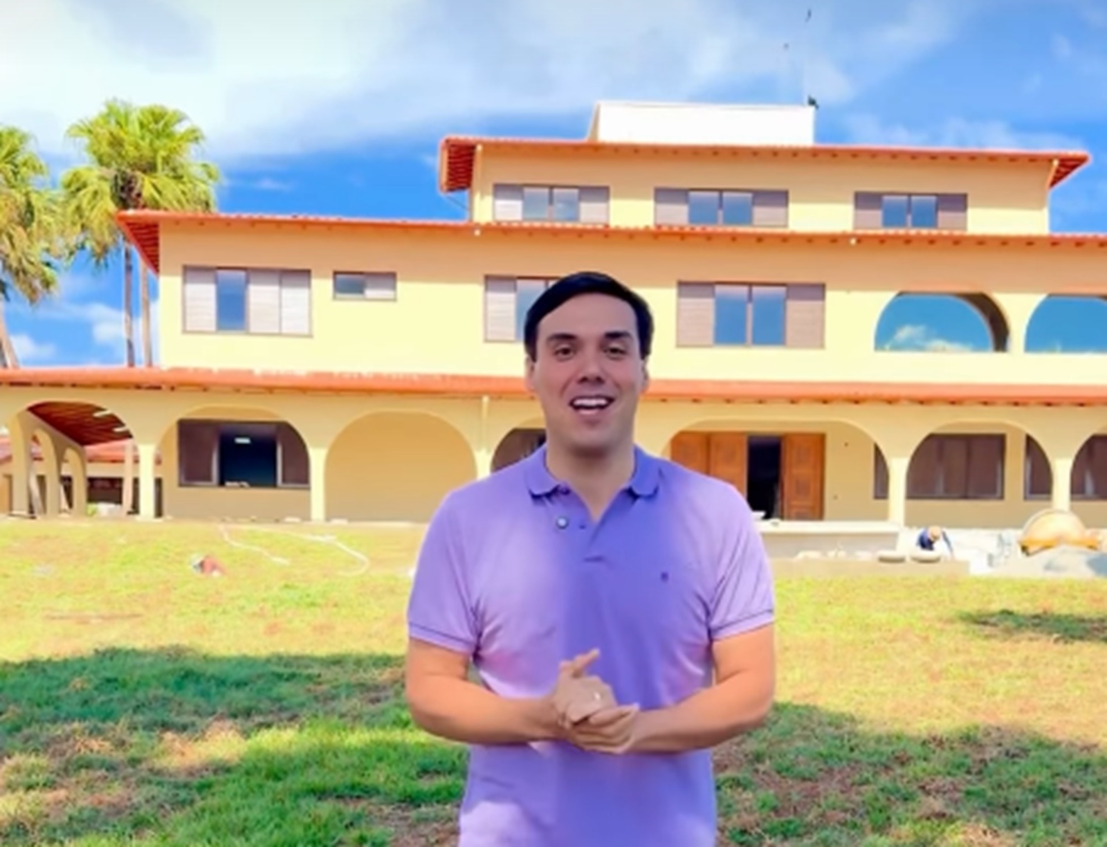Zé Délio anuncia aquisição de palácio, construção de eixo viário e novos condomínios