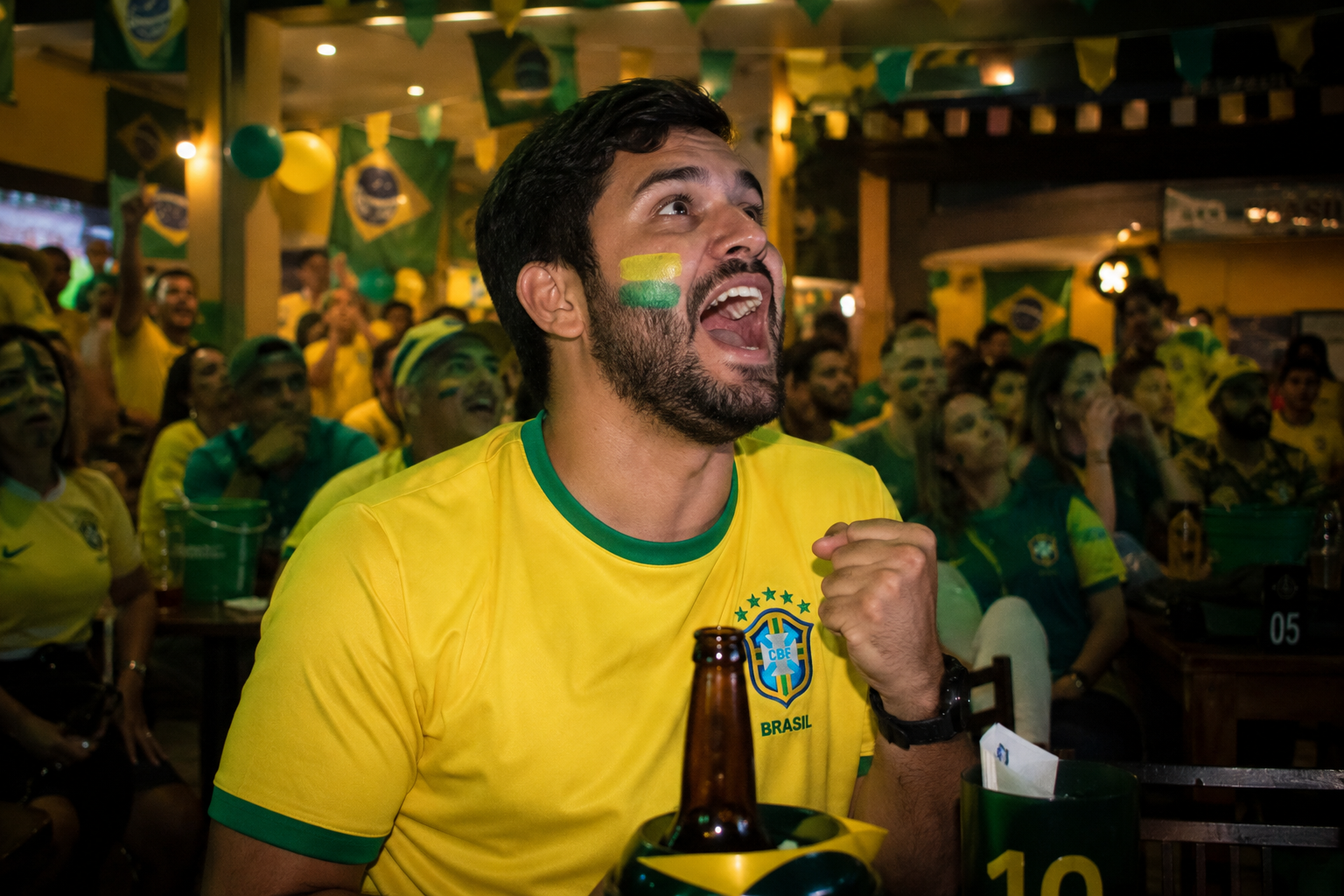 Veja locais para assistir aos jogos do Brasil na Copa, em cidades da GO-020