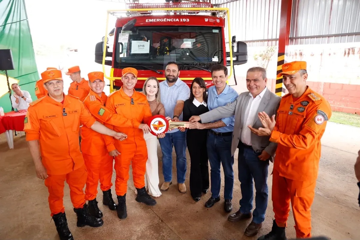 Nova viatura fortalece atuação dos bombeiros na Região da Estrada de Ferro