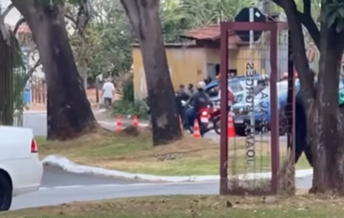 Morador narra blitz em Aparecida de Goiânia de forma hilária e viraliza