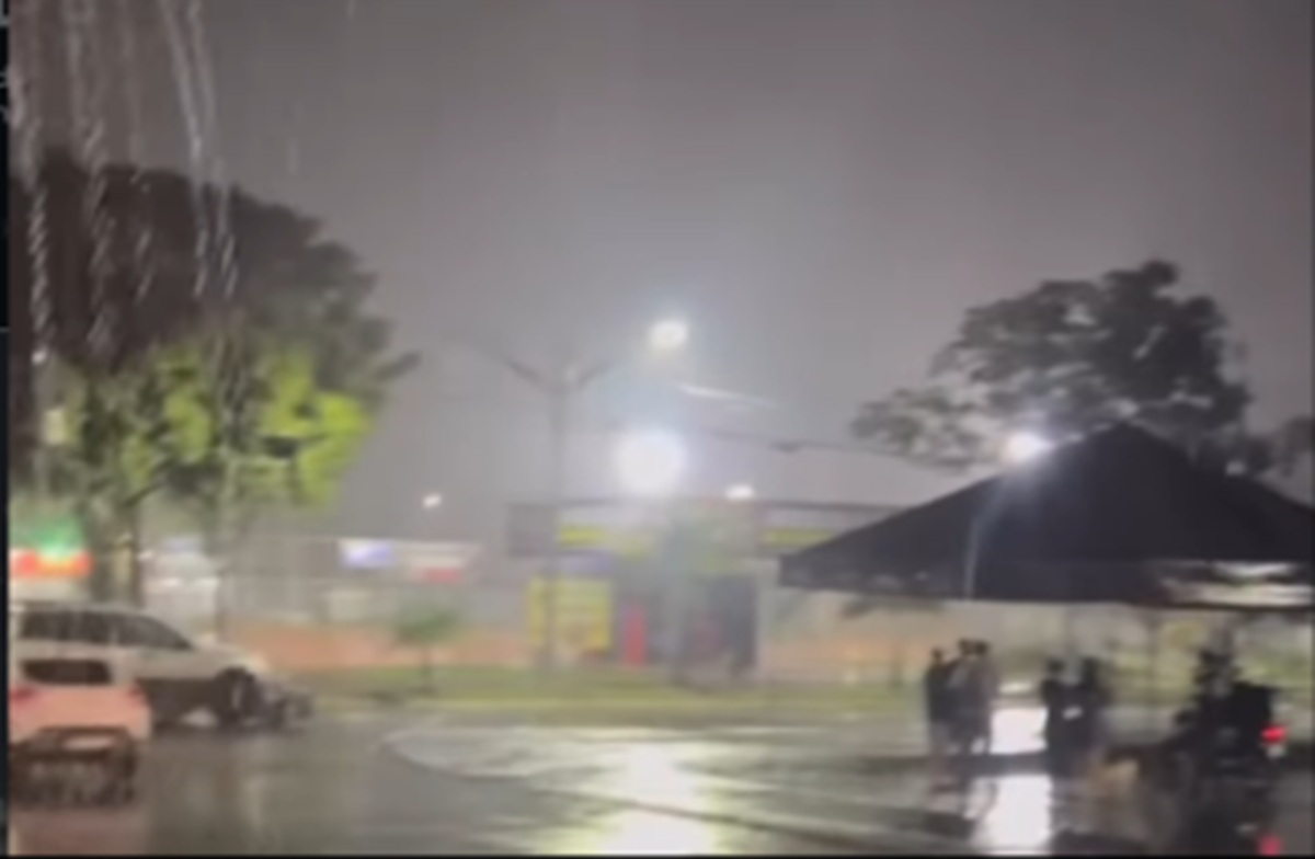 Chuva surpreende bairros de Goiânia e confirma previsão para a capital