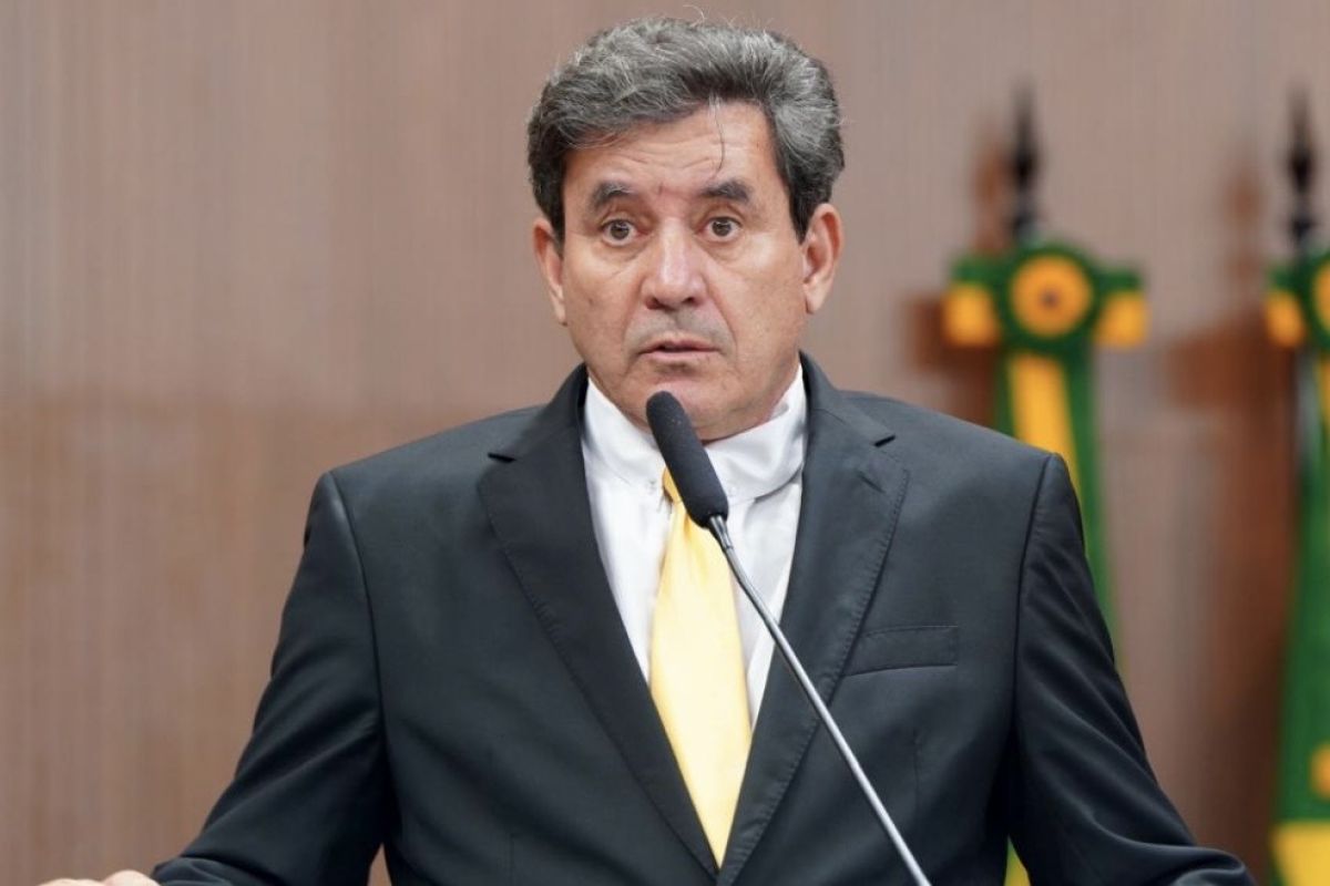 Clécio Alves é derrotado três vezes na Justiça por ataques ao prefeito Sandro Mabel