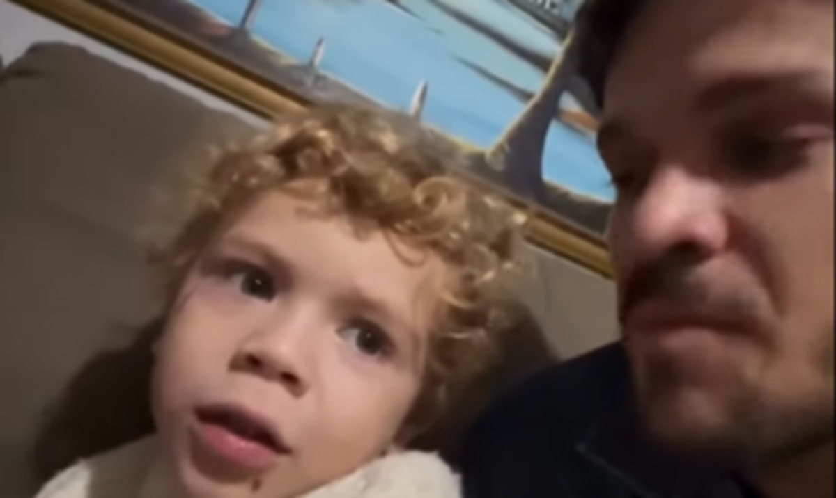 Fã mirim de Vini Jr. surpreende com comparação inusitada e viraliza na internet [vídeo]