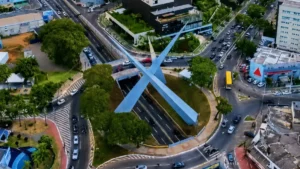 Veja como ficaram os dois monumentos da Avenida 85 após revitalização [vídeo]
