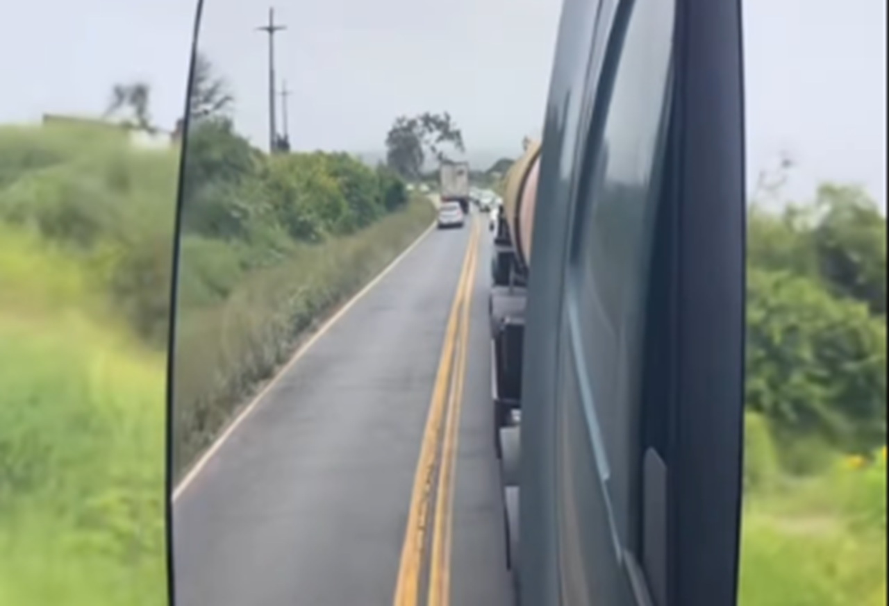 Motorista relata tensão na rotina do transporte de carga pesada [vídeo]