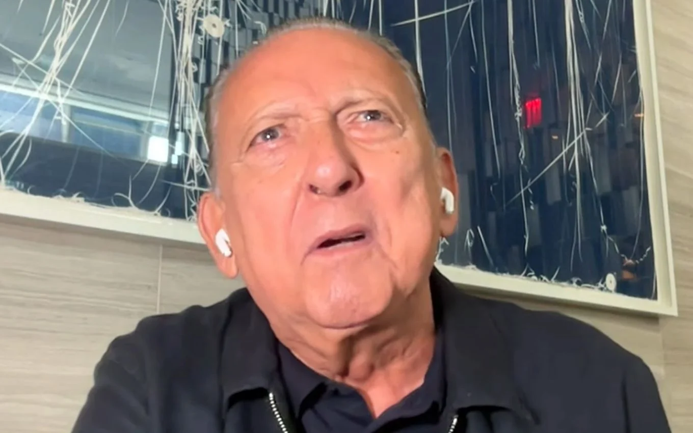 Aos 75 anos, Galvão Bueno anuncia despedida das Copas: ‘a gente vai caindo com a idade’; veja vídeo