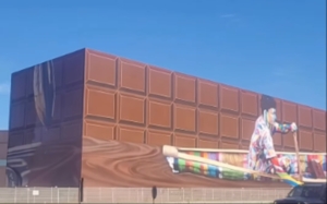 Maior mural grafitado do mundo chama atenção em rodovia brasileira [vídeo]