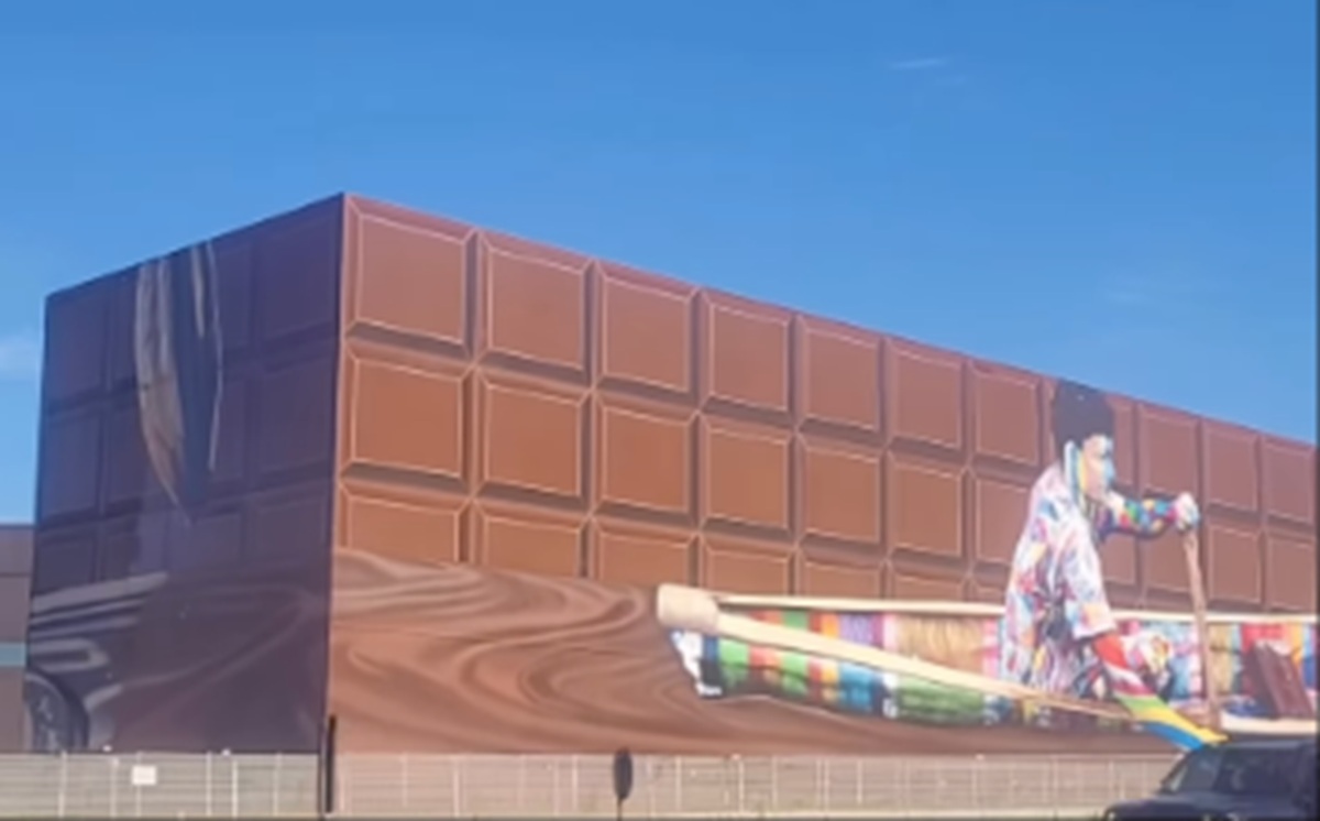 Imagem destacada do post: Maior mural grafitado do mundo chama atenção em rodovia brasileira [vídeo]
