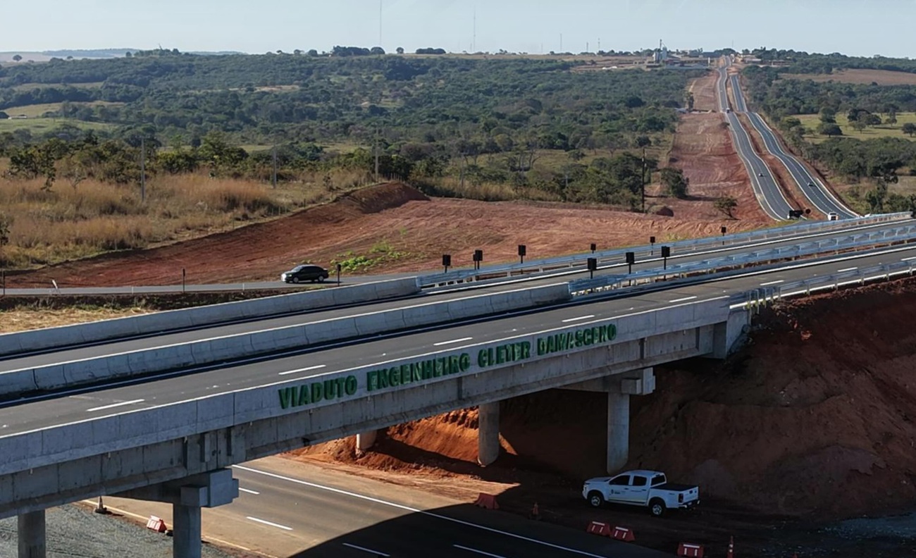 Daniel Vilela inaugura novo viaduto de Caldas Novas e duplicação da GO-139, até Piracanjuba [vídeo]