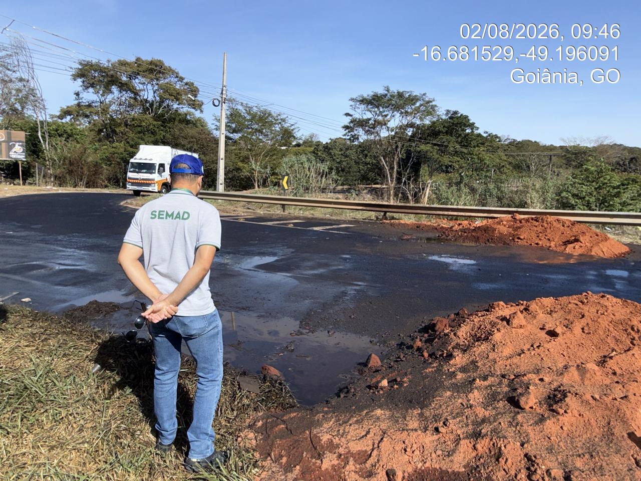 Semad acompanha ações após derramamento de biodiesel no Rio Meia Ponte