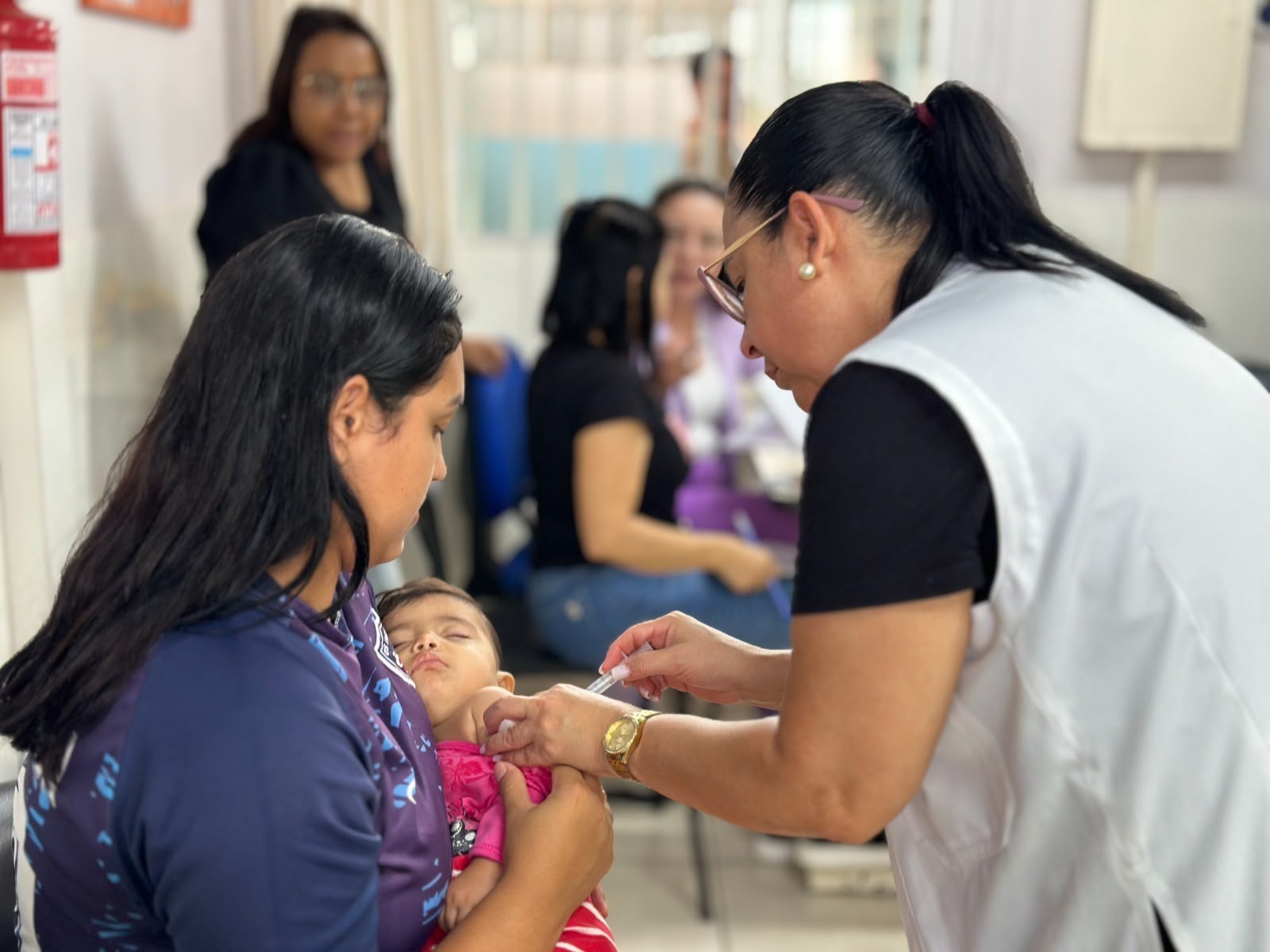 Goiânia amplia salas de vacinação para garantir cobertura vacinal
